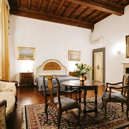 Msnsuites Panella Apartmán
