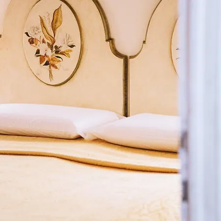 Msnsuites Panella Apartmán *